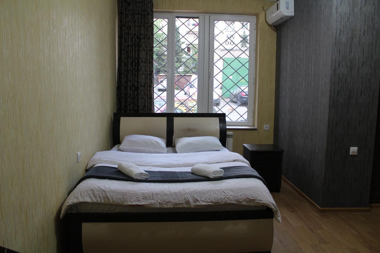 Hotel Elegant Tbilissi Extérieur photo