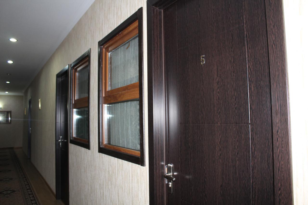 Hotel Elegant Tbilissi Extérieur photo