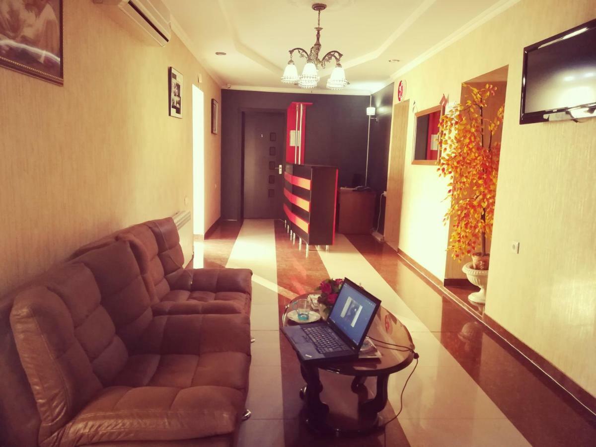 Hotel Elegant Tbilissi Extérieur photo